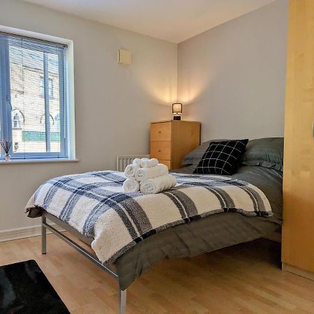 Quayside Apartment With Riverside Views & Parking Newcastle Upon Tyne Exterior foto