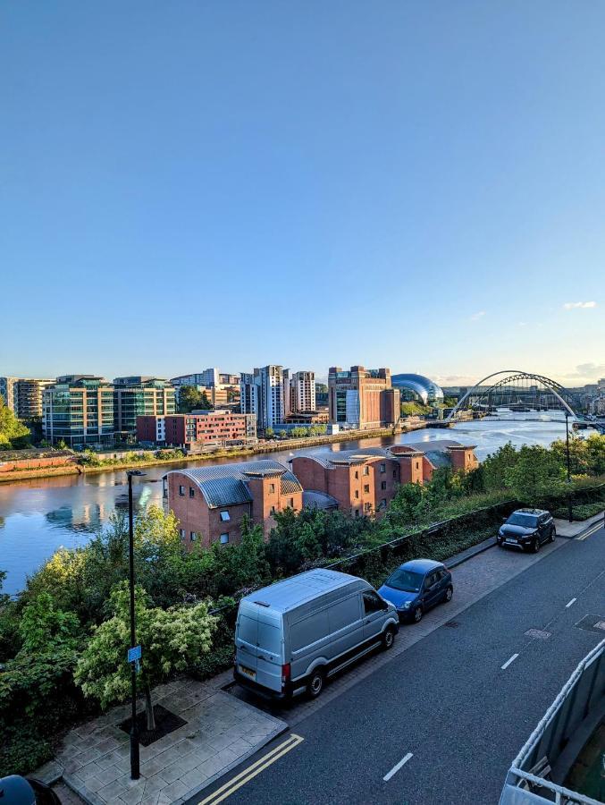Quayside Apartment With Riverside Views & Parking Newcastle Upon Tyne Exterior foto